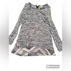 Princess by Vera Wang tunic